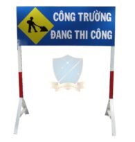 Biển báo công trình đang thi công hình chữ nhật